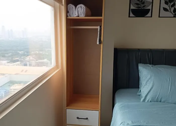 Khyber Staycation - Urban Deca شقة فندقية مانيلا